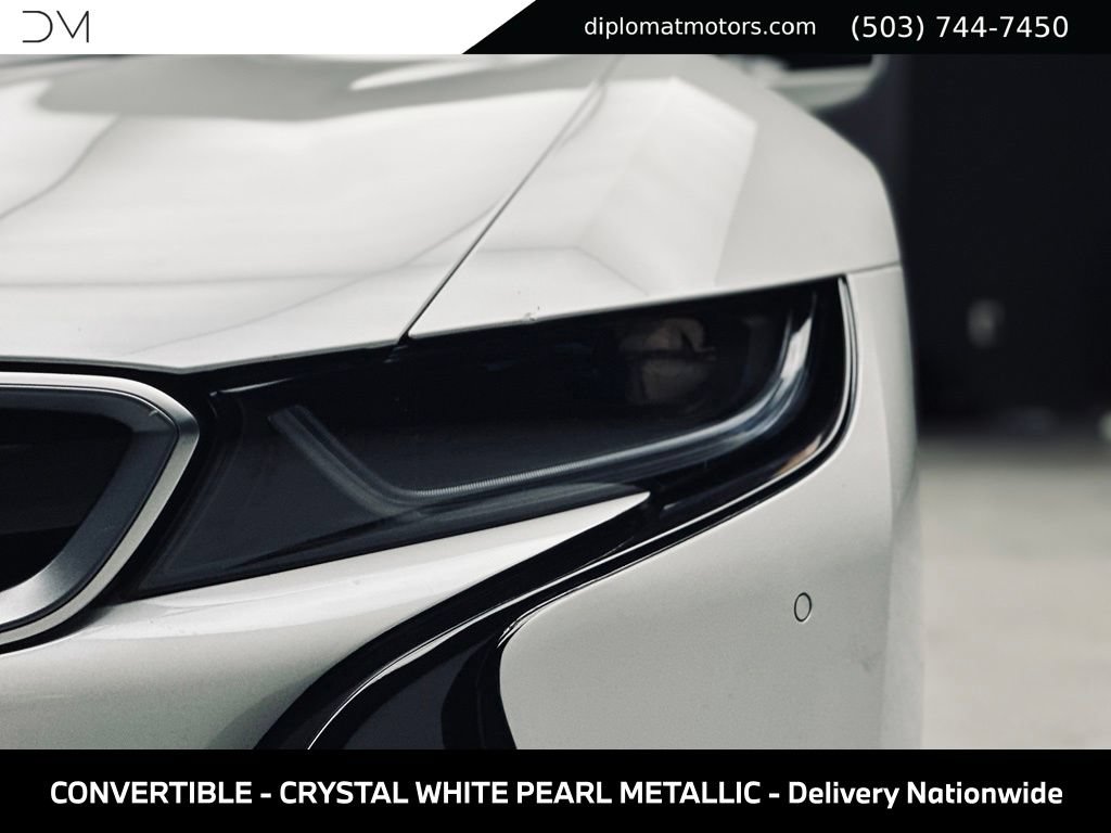 Used 2019 BMW i8 Roadster AWD/4WD image 14