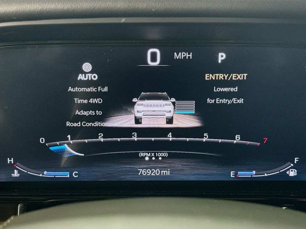 Used 2022 Jeep Grand Wagoneer Series II w/ Convenience Group III image 12