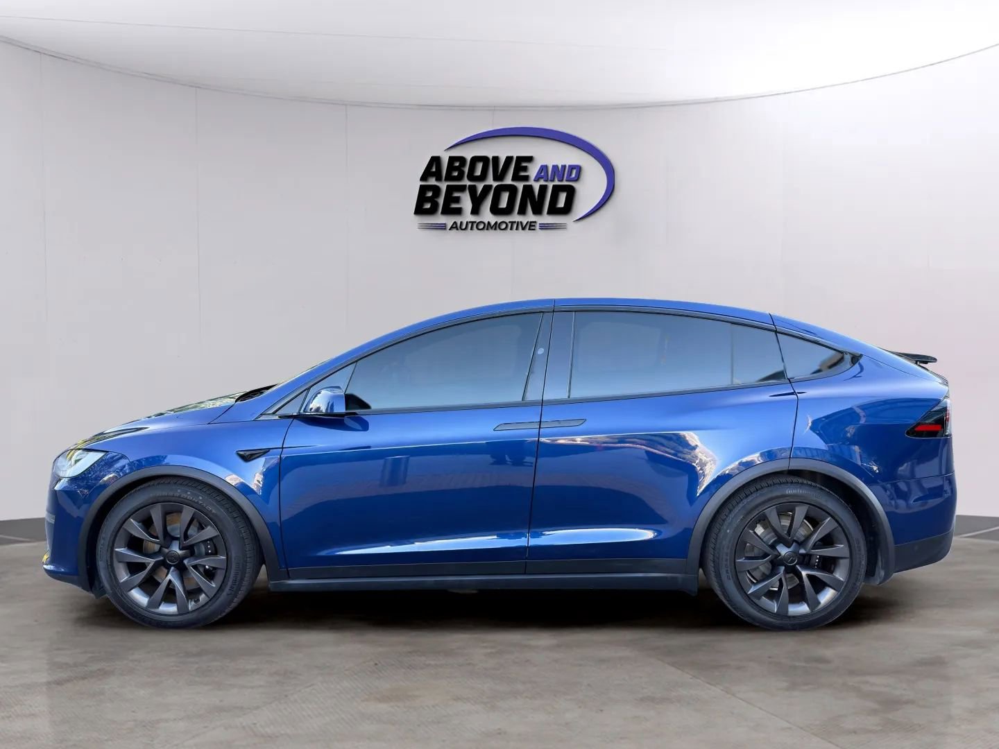 Used 2023 Tesla Model X AWD/4WD image 5