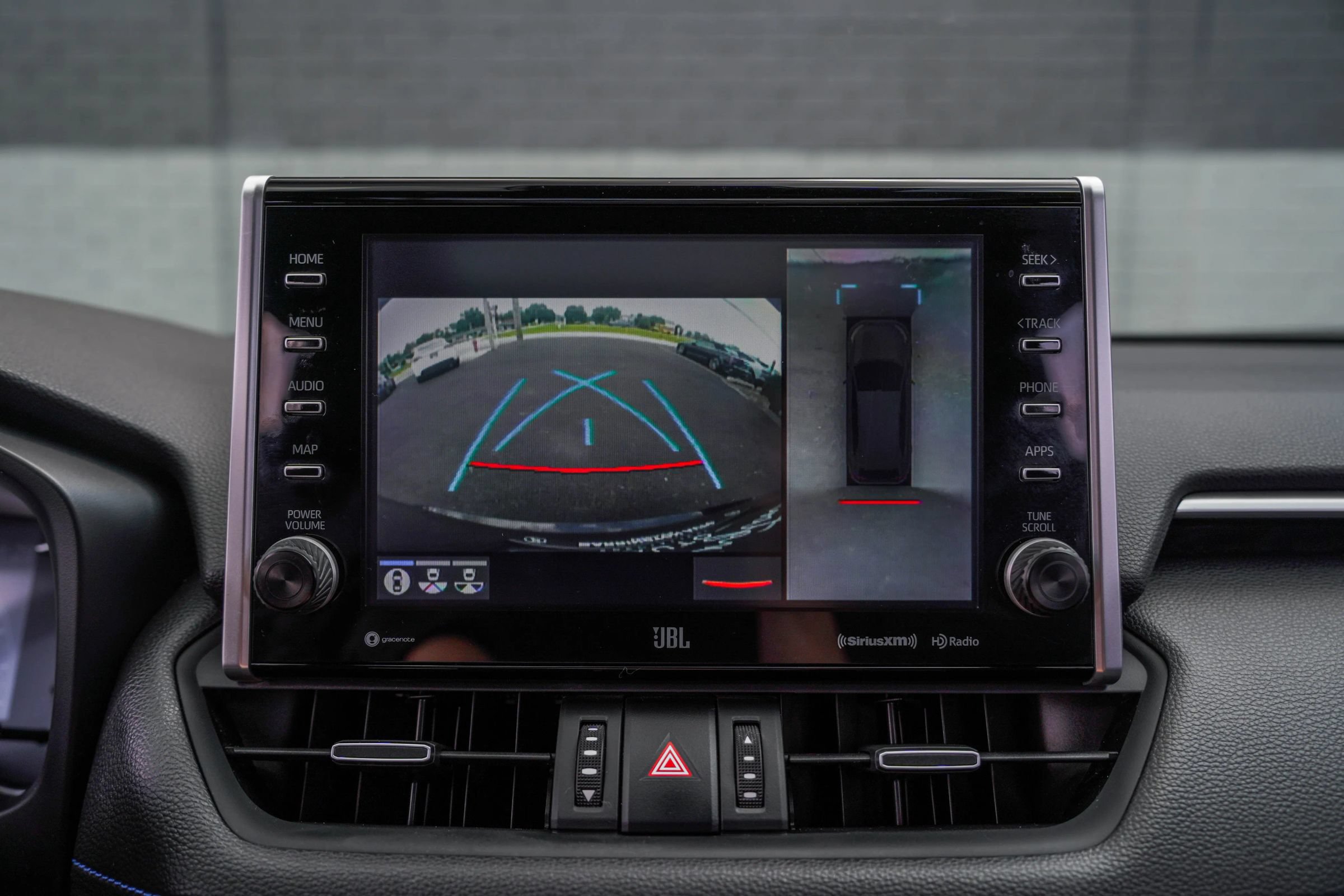 Used 2022 Toyota RAV4 XSE AWD/4WD image 18