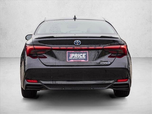Used 2019 Toyota Avalon XSE w/ All Weather Liner Package image 6