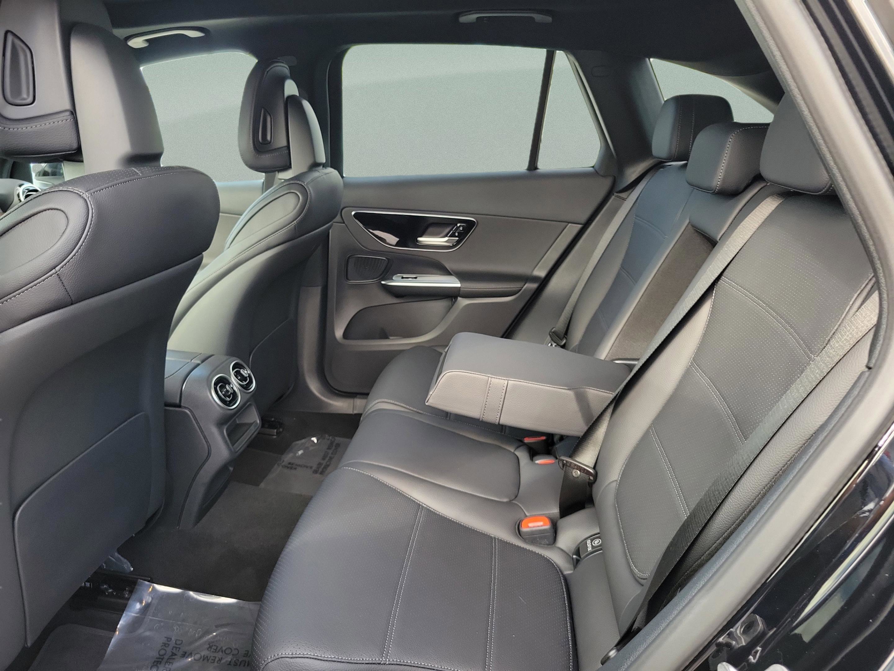 Certified 2026 Mercedes-Benz GLC 300 4MATIC image 11