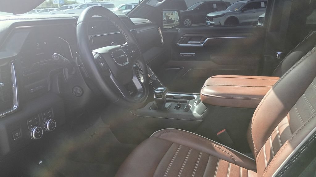 Used 2023 GMC Sierra 1500 Denali Ultimate AWD/4WD image 18