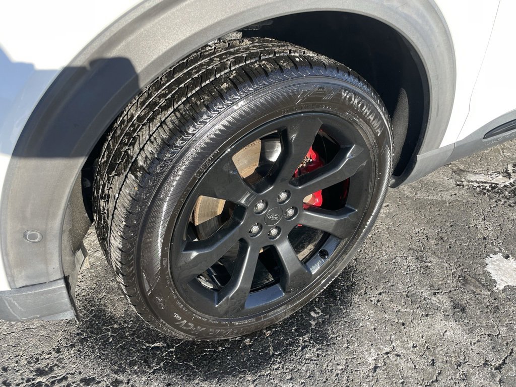 Used 2020 Ford Explorer ST w/ ST Street Pack image 3