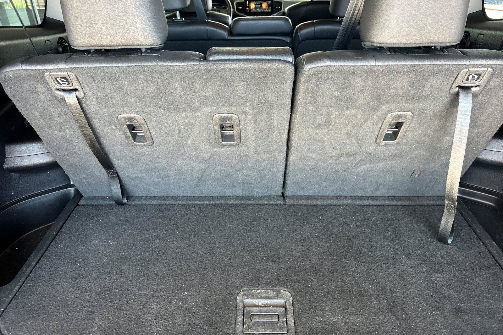 Used 2021 Honda Pilot Touring image 17