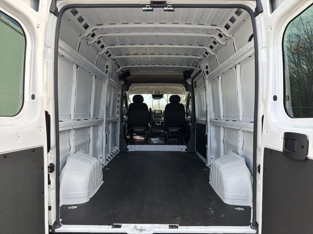 Used 2023 RAM ProMaster 2500 image 14