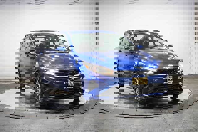 Used 2024 Kia Forte LXS w/ LXS Technology Package image 5