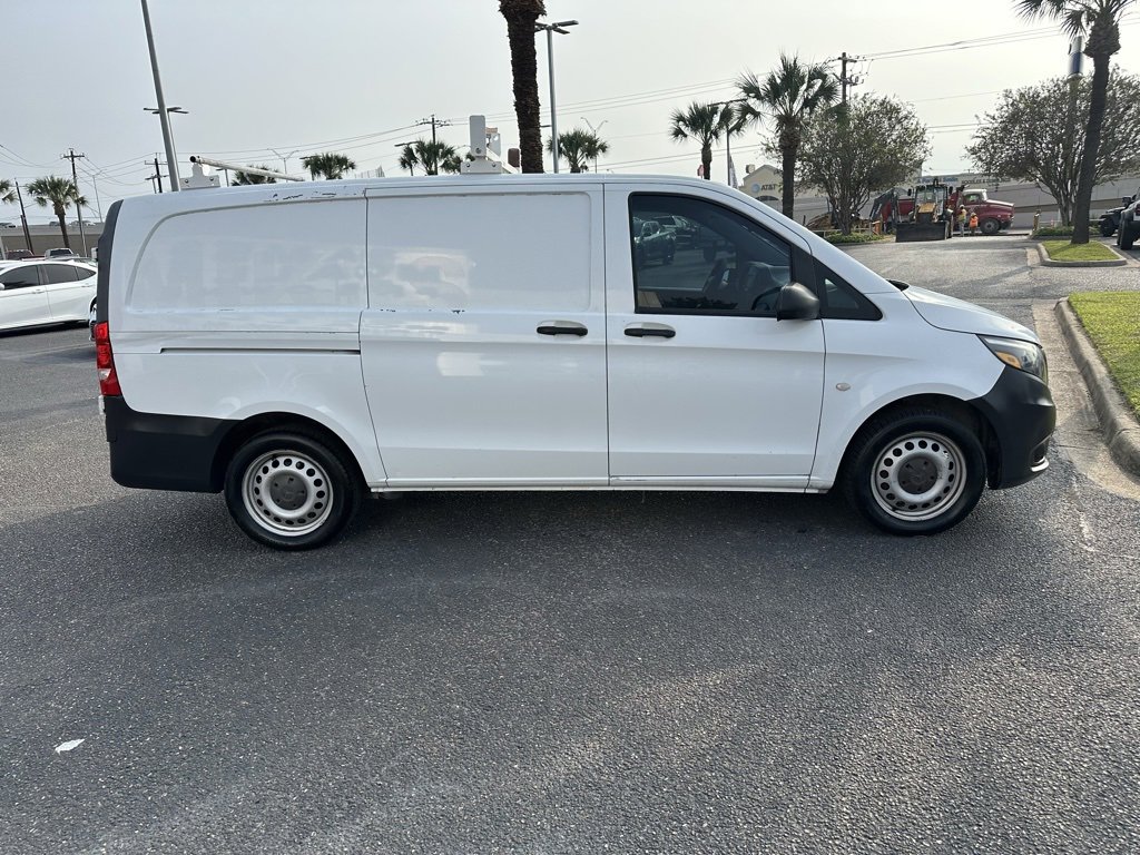 Used 2016 Mercedes-Benz Metris image 7
