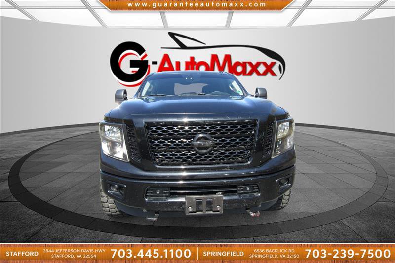 Used 2017 Nissan Titan SV image 2