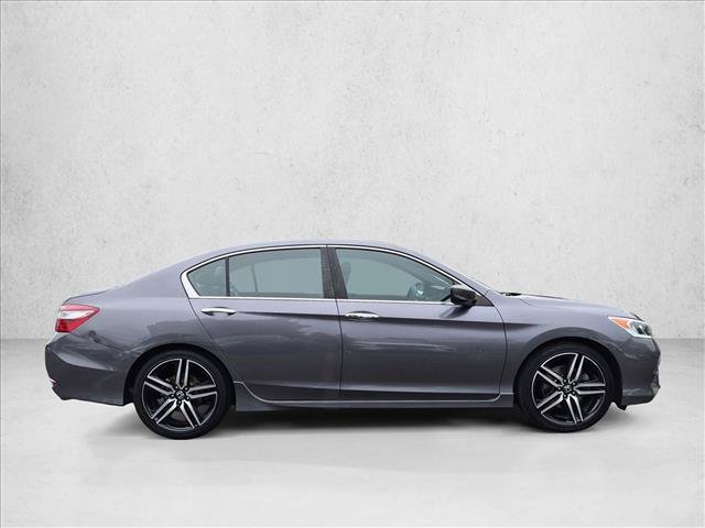 Used 2016 Honda Accord Sport image 4