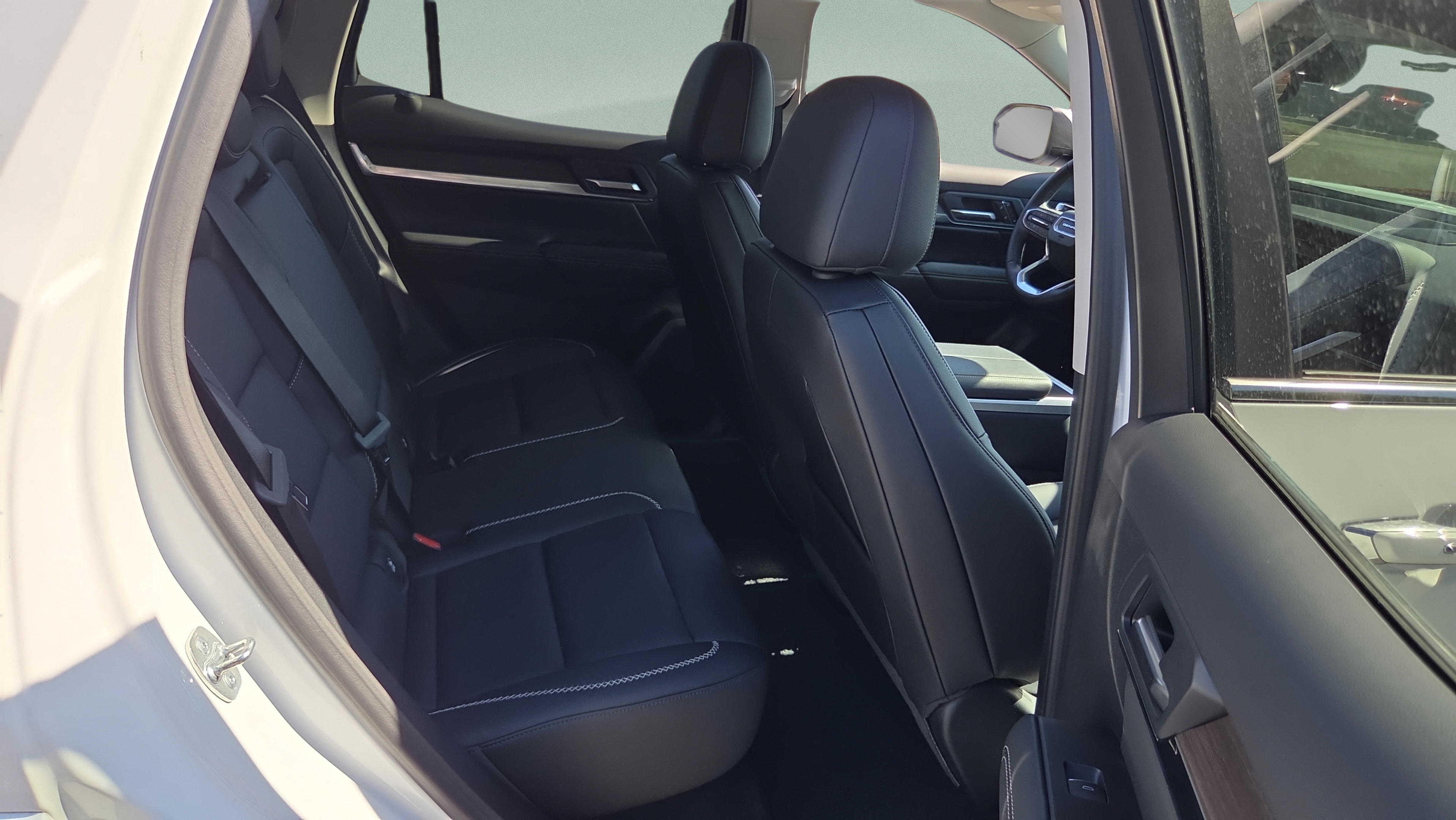 Certified 2026 GMC Terrain Denali AWD/4WD image 14
