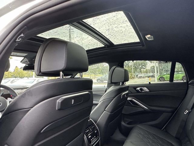 New 2026 BMW X6 M60i image 11
