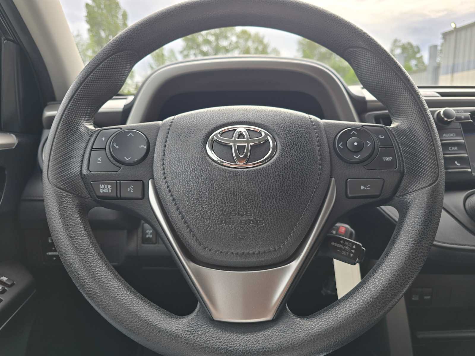 Used 2017 Toyota RAV4 LE w/ All Weather Liner Package AWD/4WD image 22