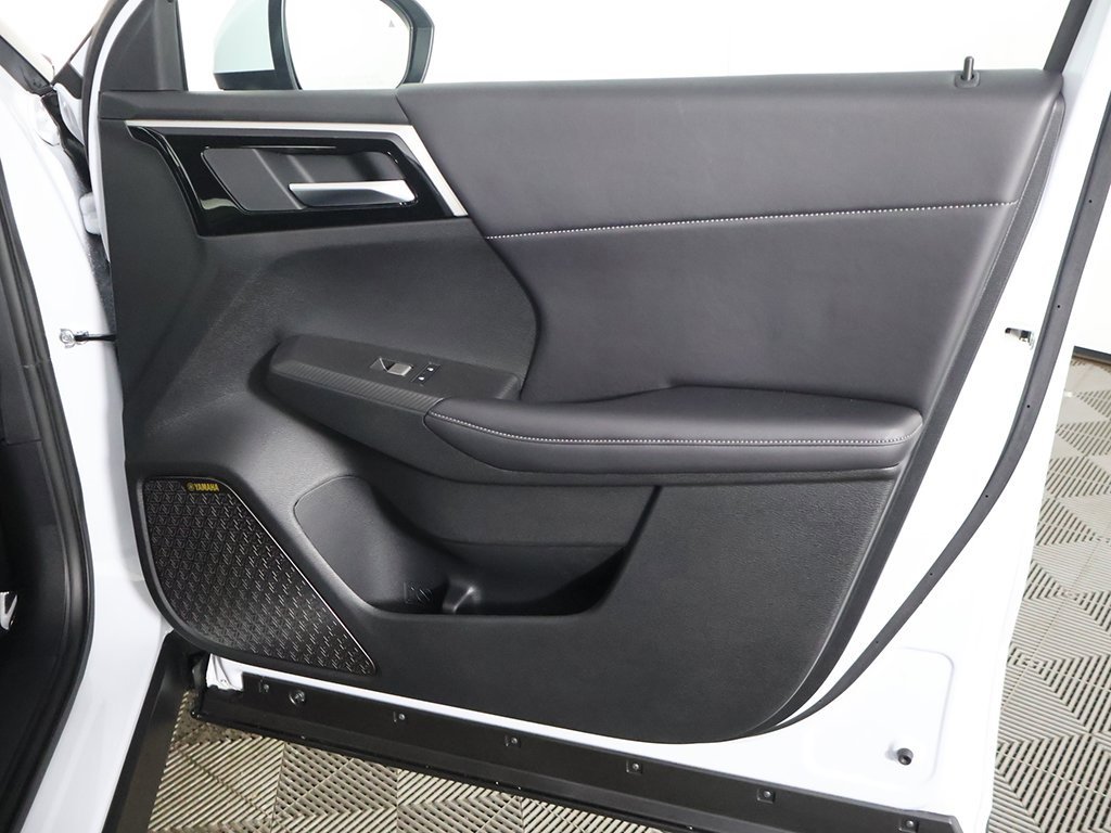 New 2026 Mitsubishi Outlander SE image 29