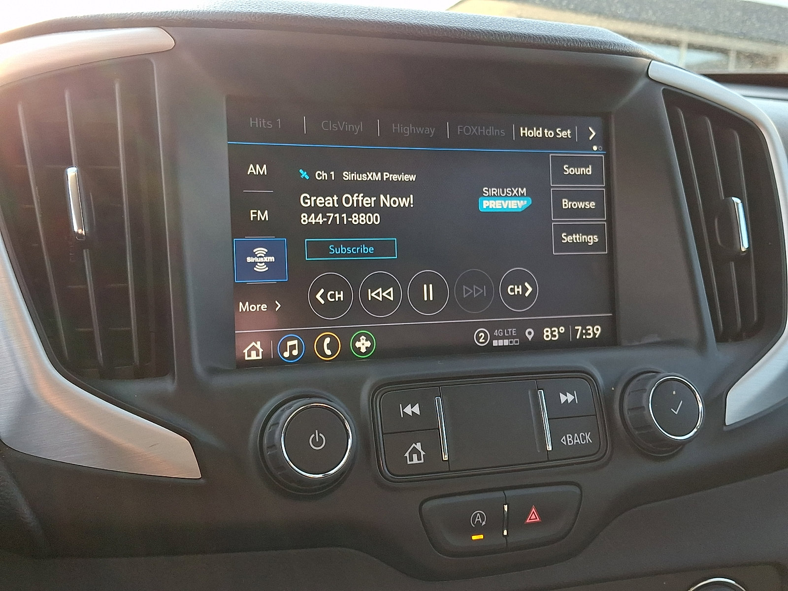 Certified 2024 GMC Terrain SLT AWD/4WD image 18