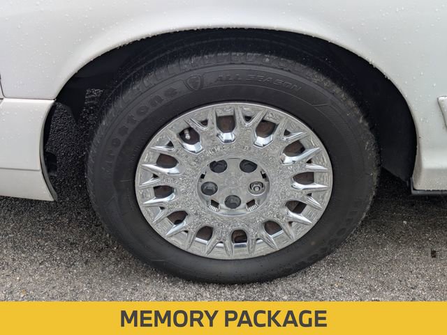 Used 2004 Mercury Grand Marquis GS image 11