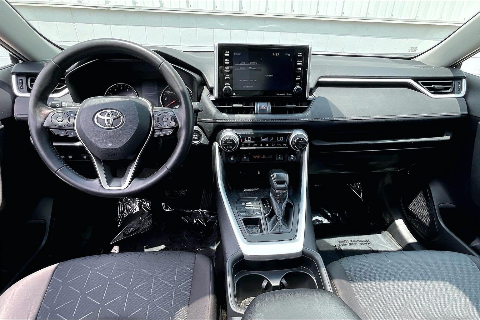 Used 2020 Toyota RAV4 XLE w/ Convenience Package AWD/4WD image 19