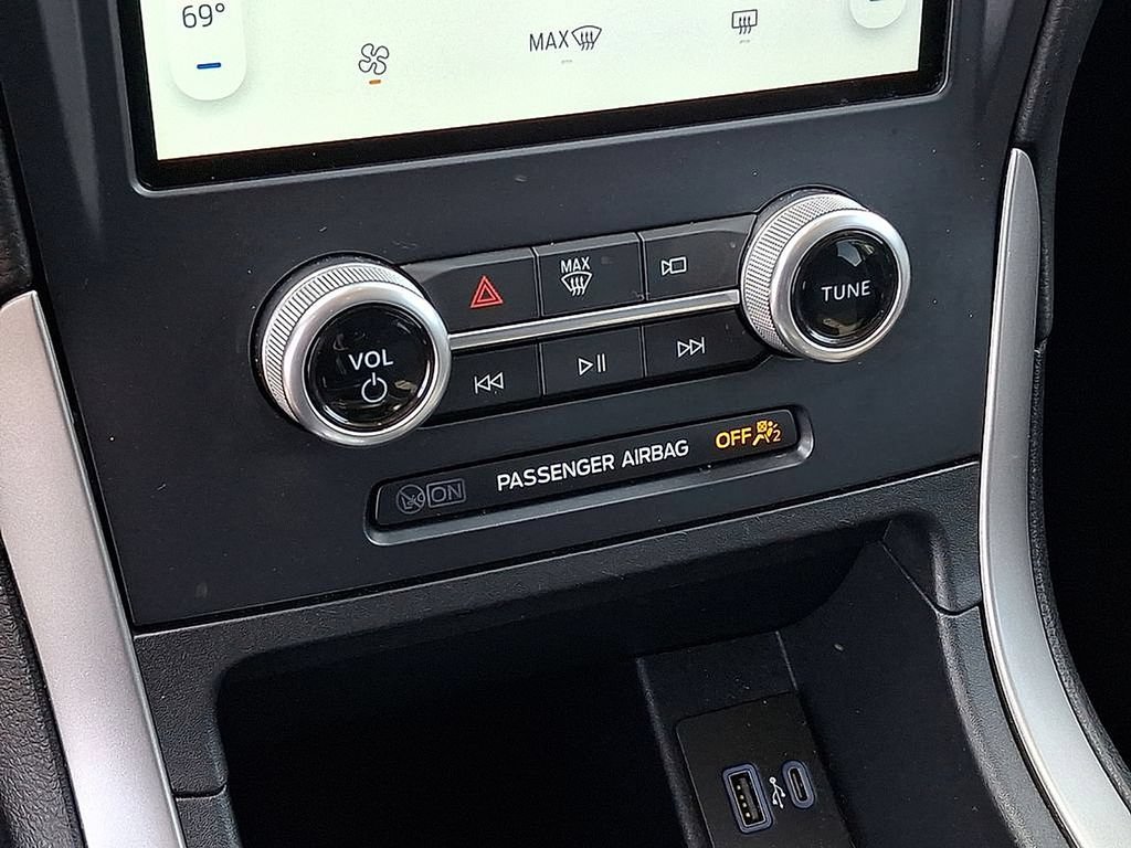Used 2022 Ford Edge SE AWD/4WD image 12
