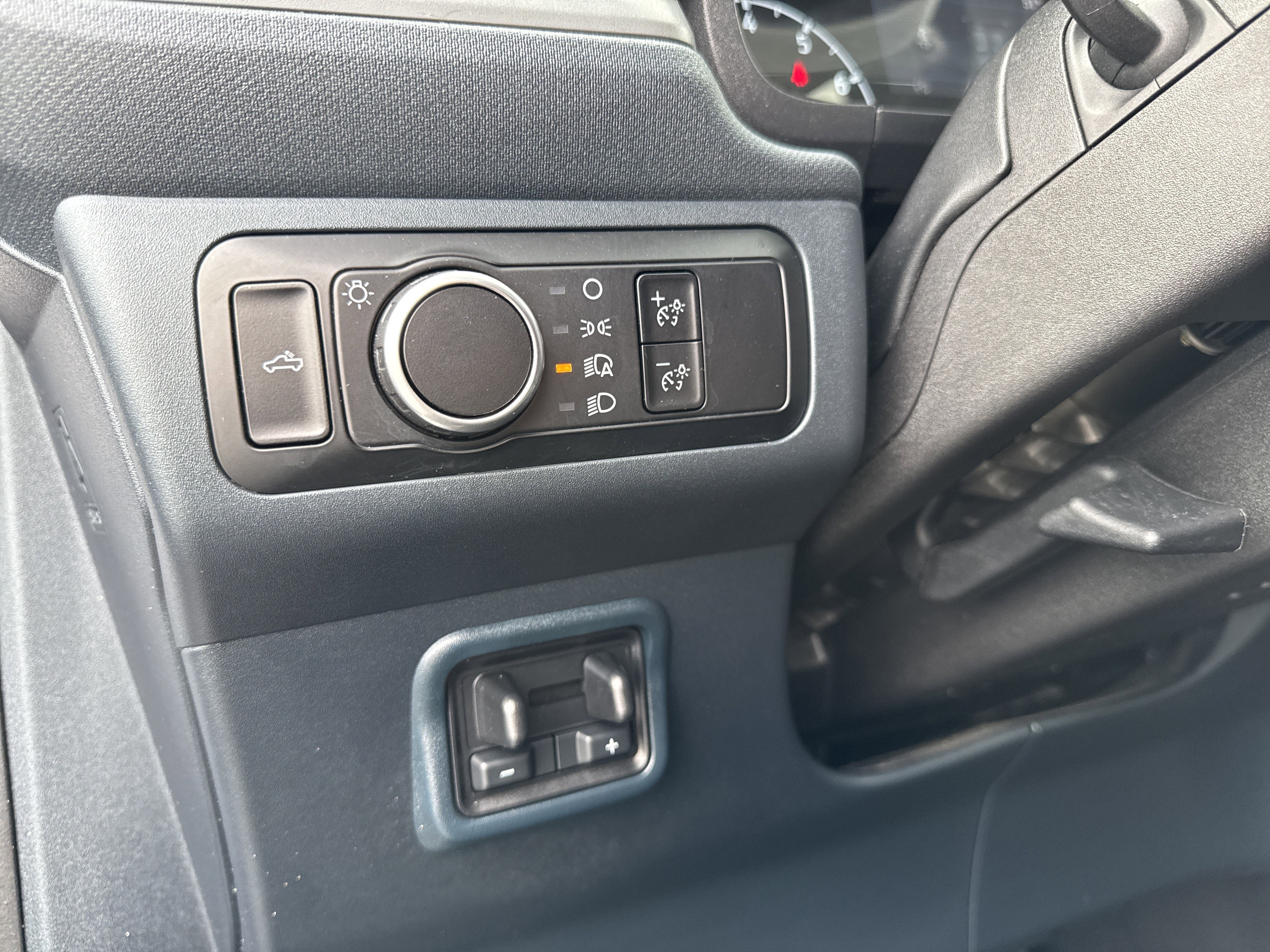 Certified 2023 Ford Maverick XL w/ Equipment Group 100A Standard image 32