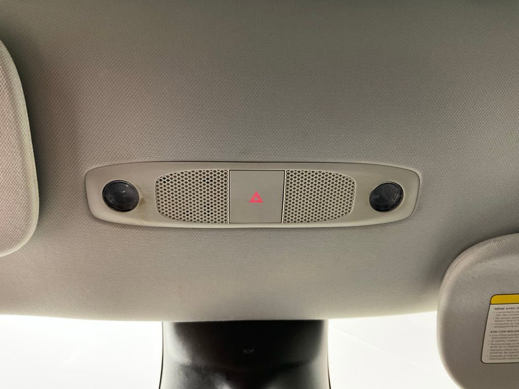 Used 2021 Tesla Model Y Long Range image 22