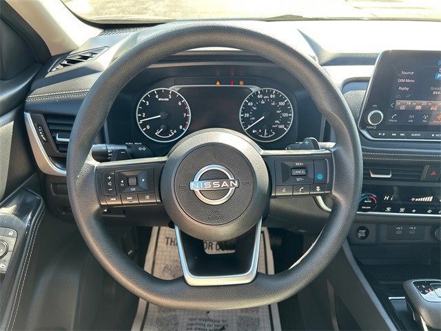 Used 2024 Nissan Rogue SV image 20