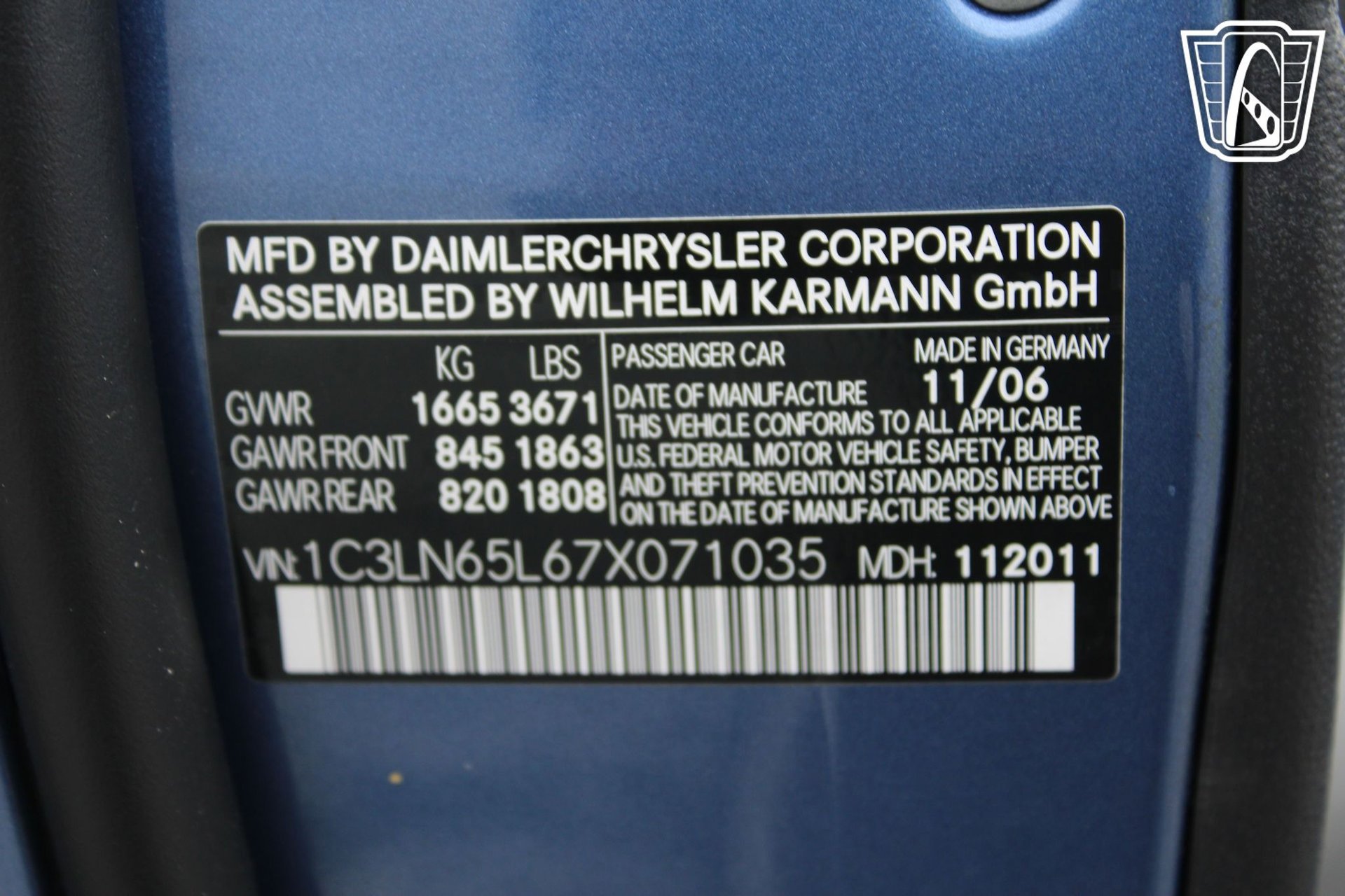 Used 2007 Chrysler Crossfire Limited image 2