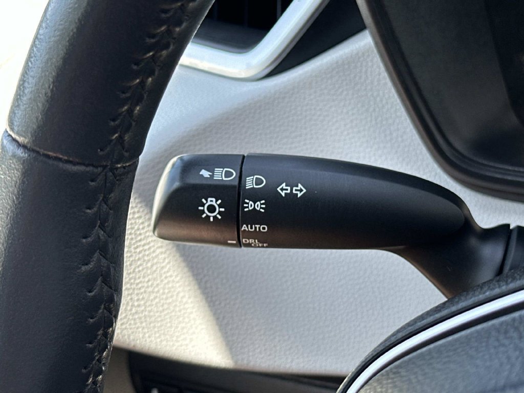 Used 2024 Toyota Corolla SE FWD image 29
