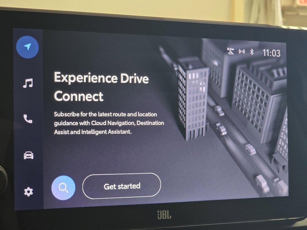 Used 2023 Toyota RAV4 Limited AWD/4WD image 4