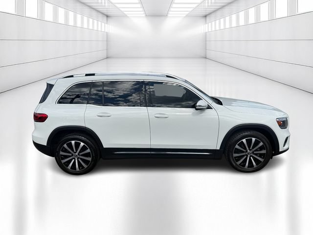 Used 2020 Mercedes-Benz GLB 250 4MATIC image 4