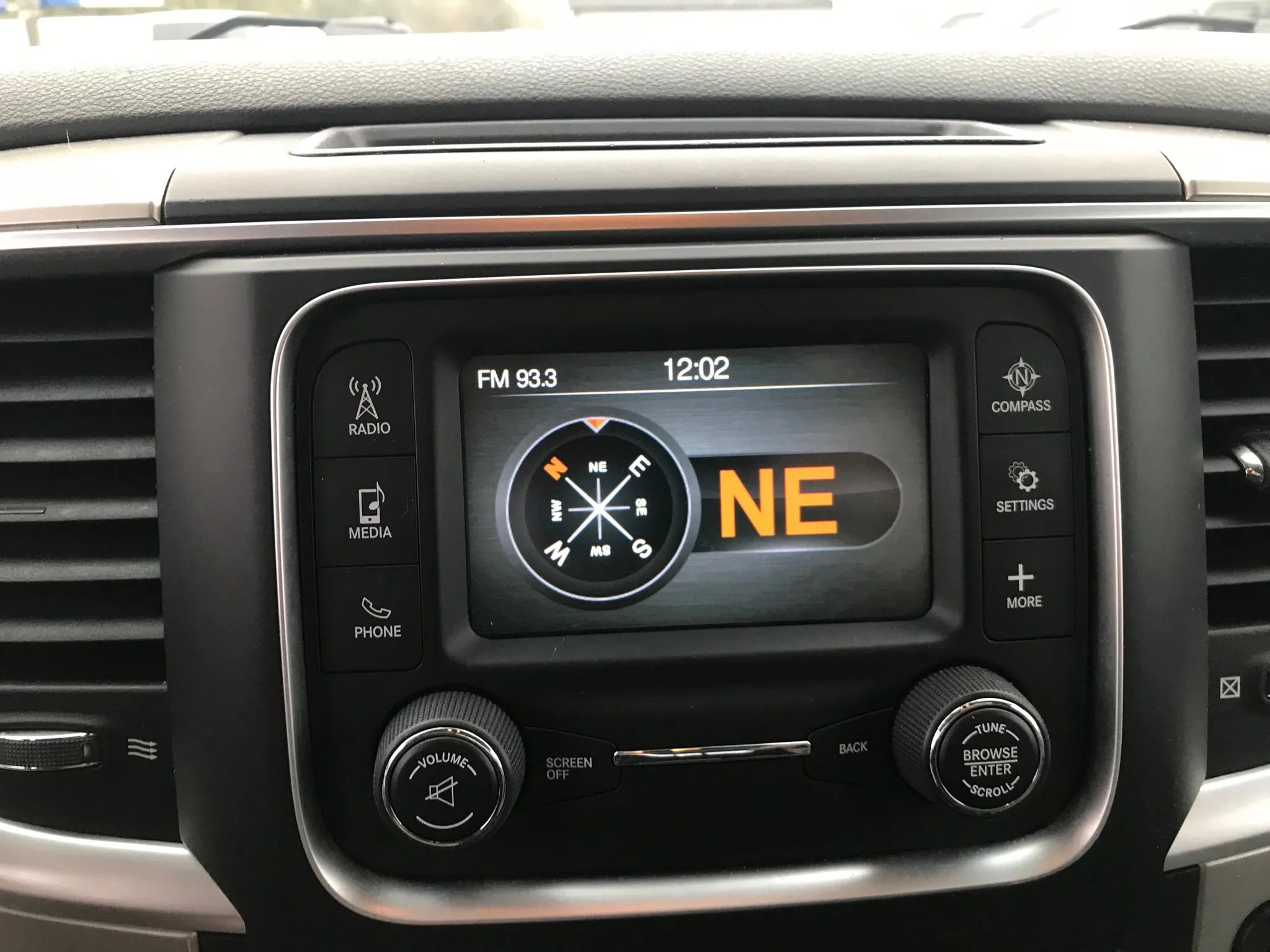 Used 2017 RAM 1500 Classic SLT image 24