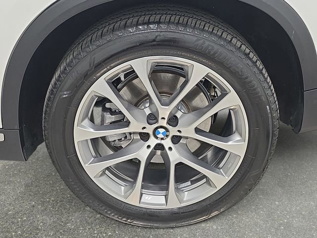 Certified 2024 BMW X5 xDrive40i w/ Premium Package image 33