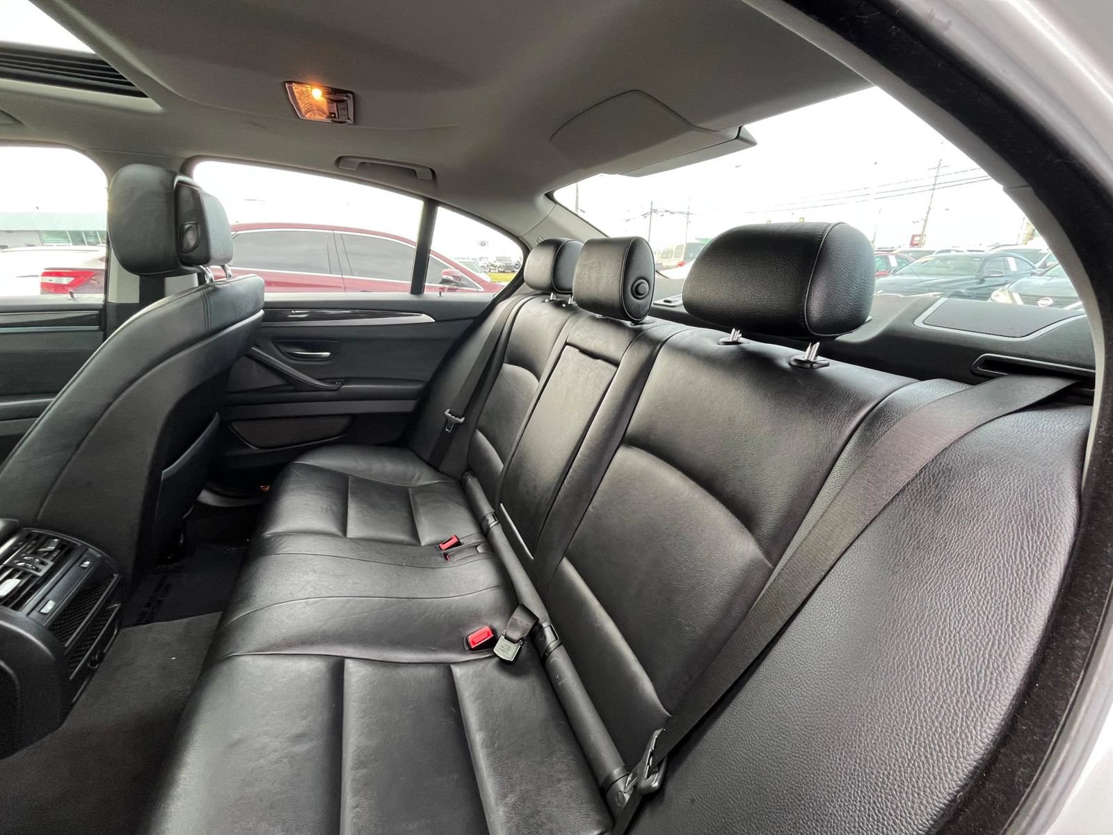 Used 2012 BMW 528i xDrive Sedan AWD/4WD image 34
