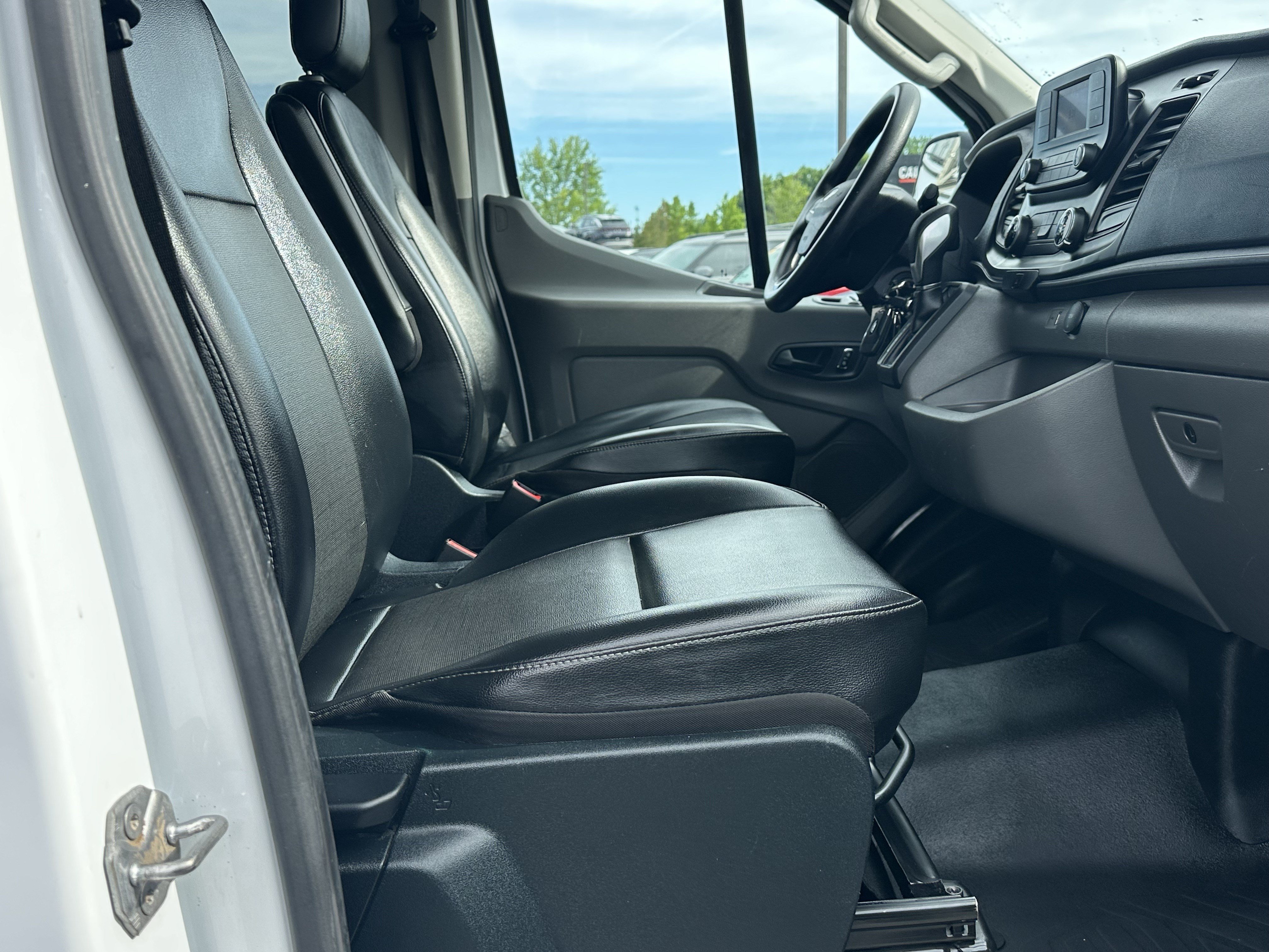 Used 2023 Ford Transit 350 XL RWD image 14
