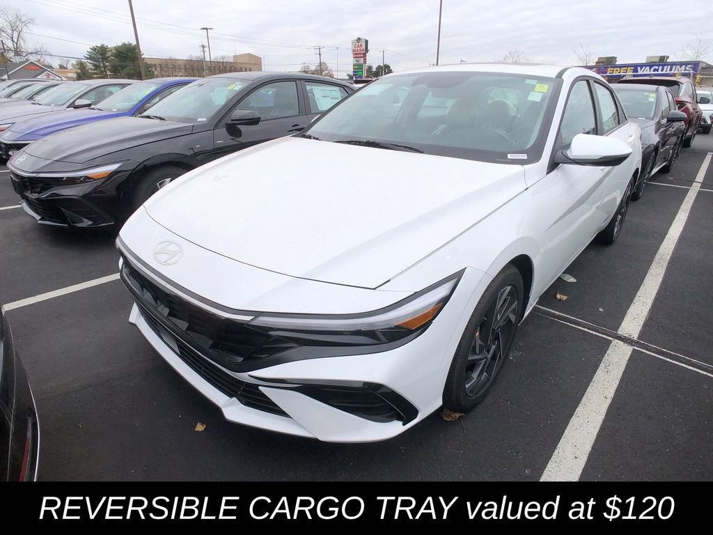 New 2025 Hyundai Elantra Limited image 4