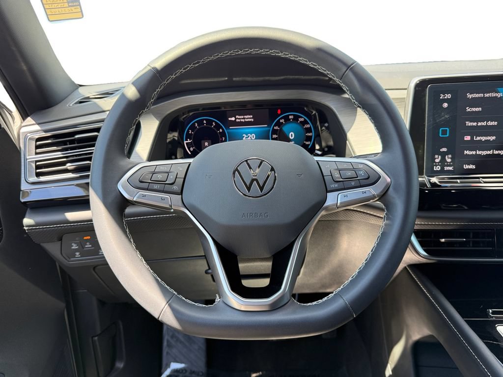 Used 2024 Volkswagen Atlas Cross Sport SE AWD/4WD image 12