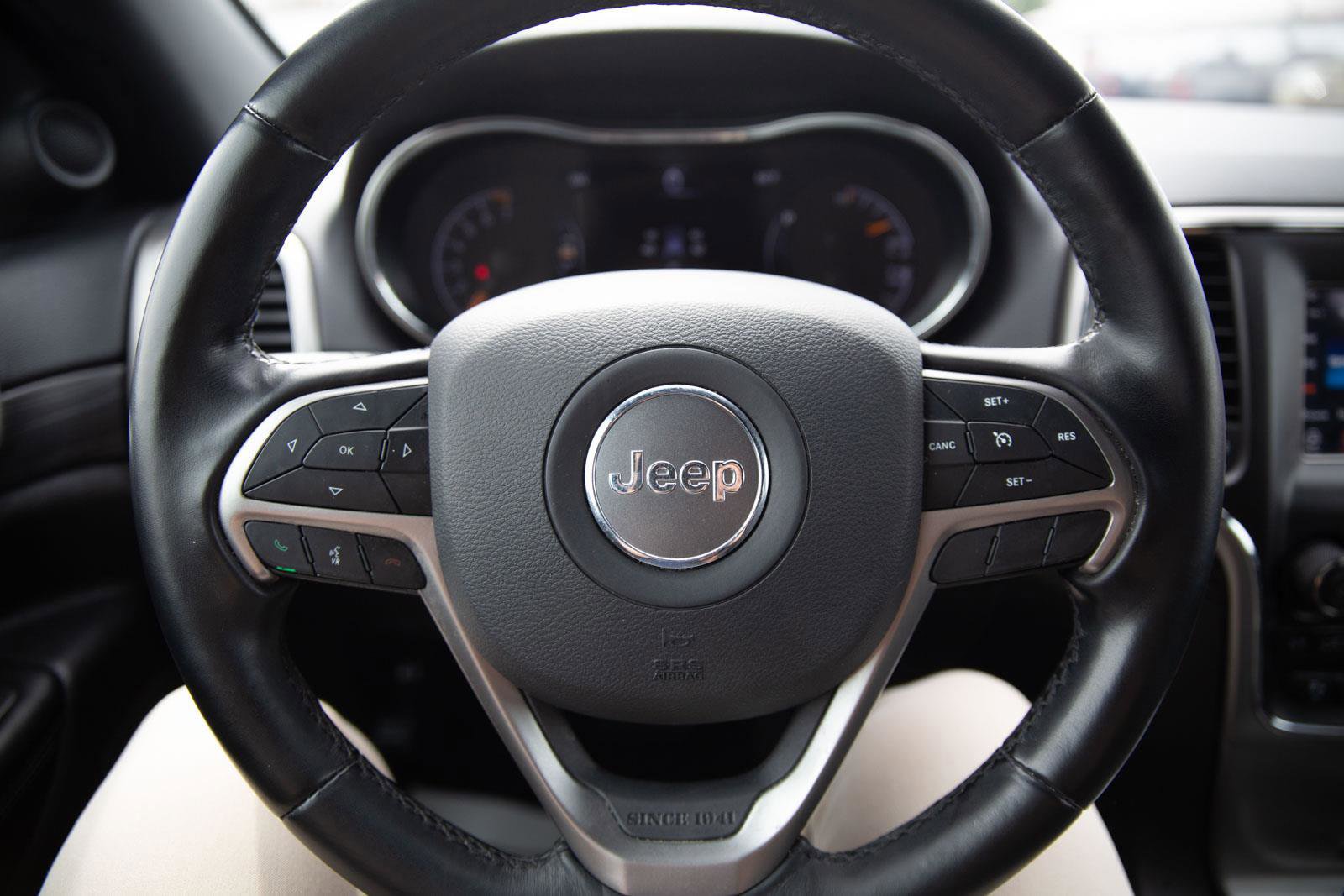 Used 2021 Jeep Grand Cherokee Laredo image 11