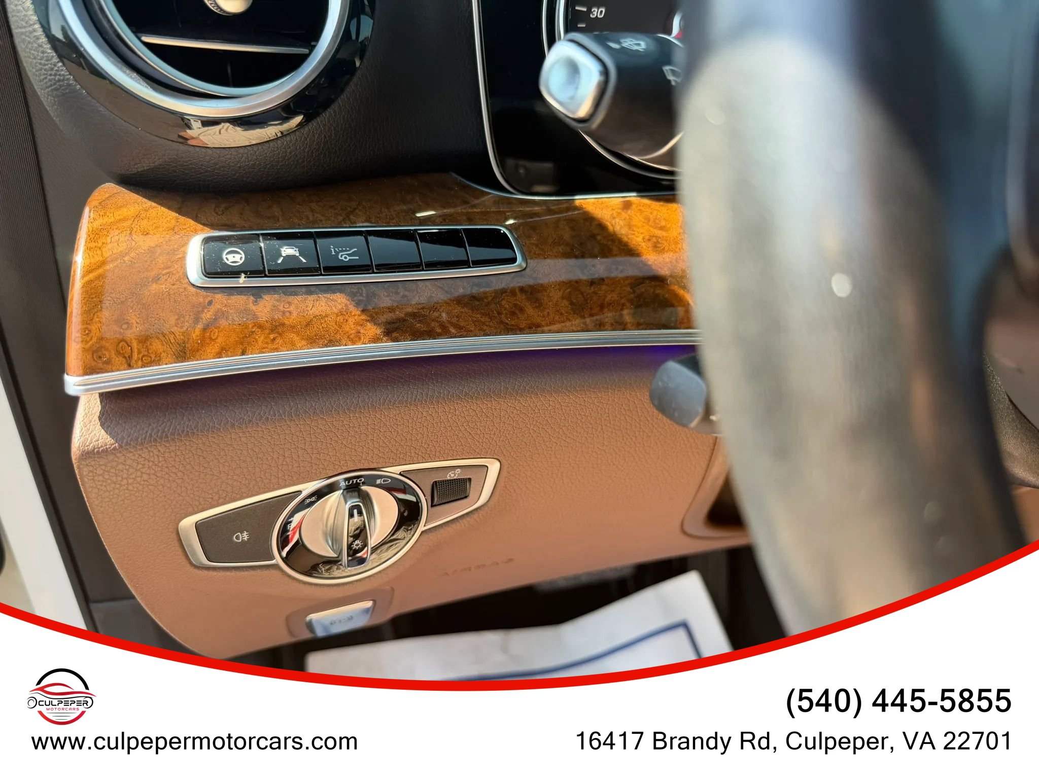 Used 2018 Mercedes-Benz E 300 4MATIC image 19