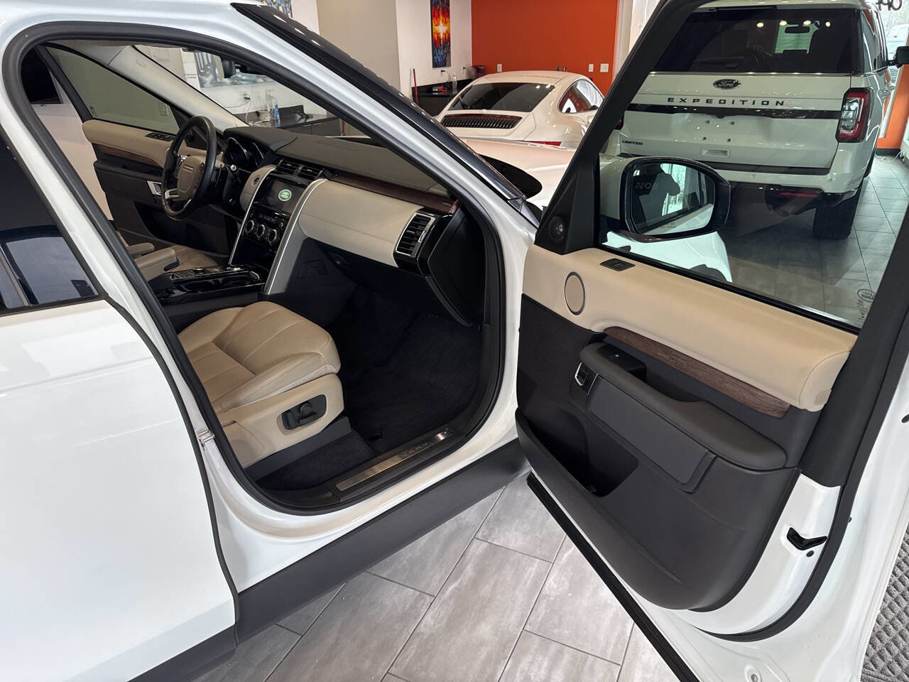 Used 2017 Land Rover Discovery HSE image 35