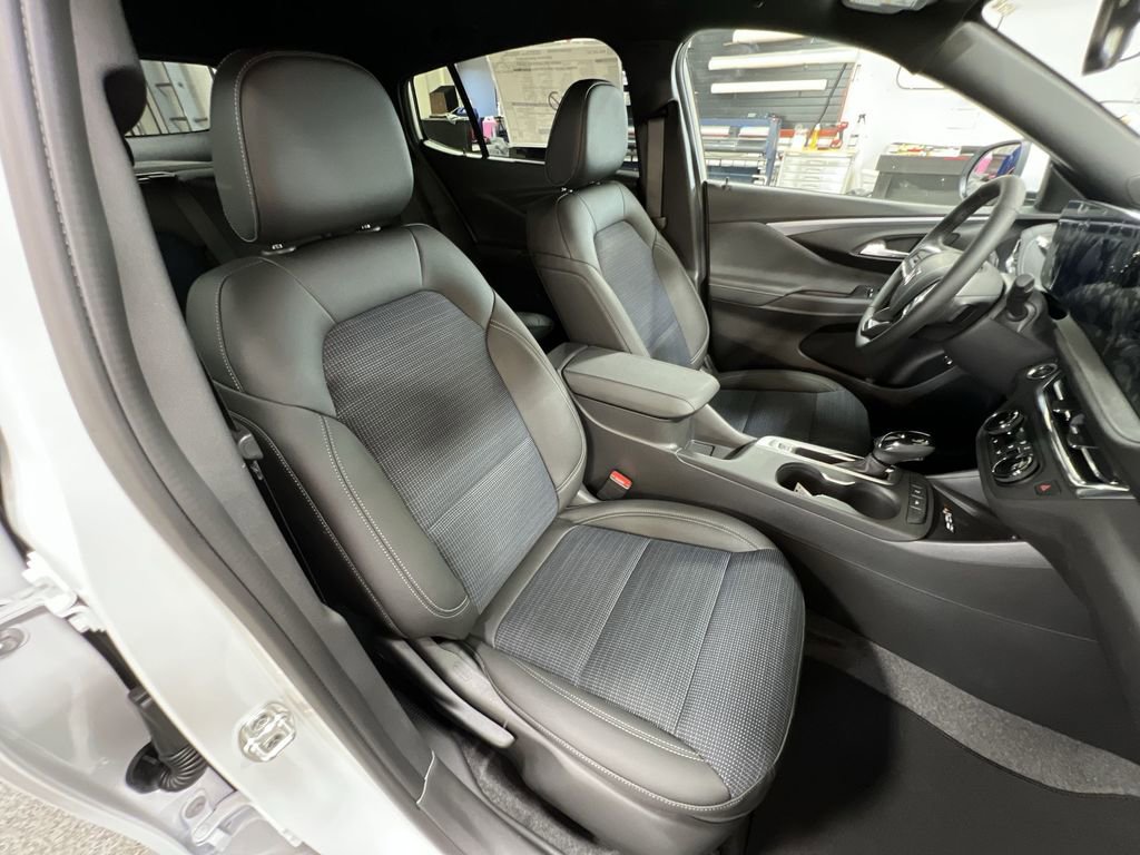 New 2025 Buick Envista Preferred w/ Convenience I Package image 26