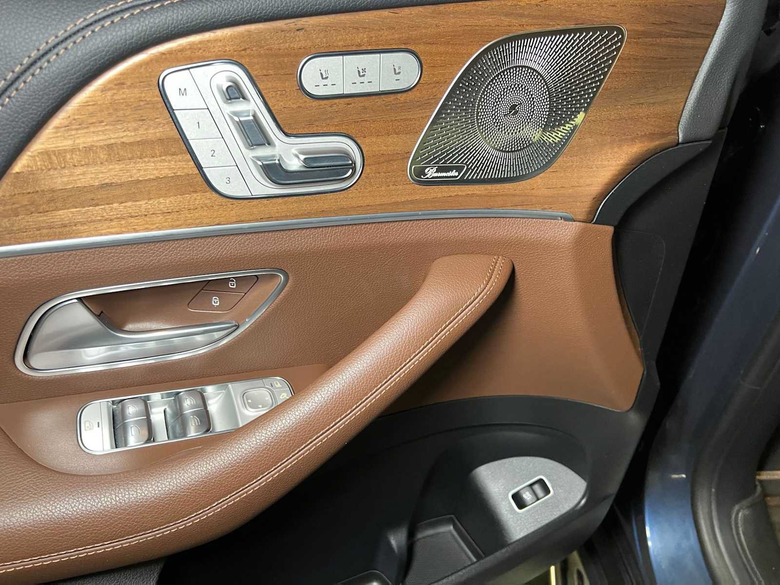 Certified 2024 Mercedes-Benz GLS 450 4MATIC image 22