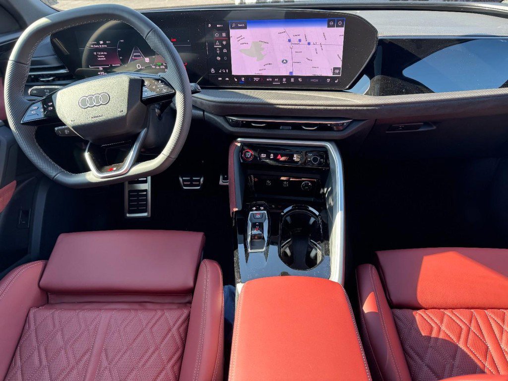 New 2025 Audi SQ5 Premium Plus image 8