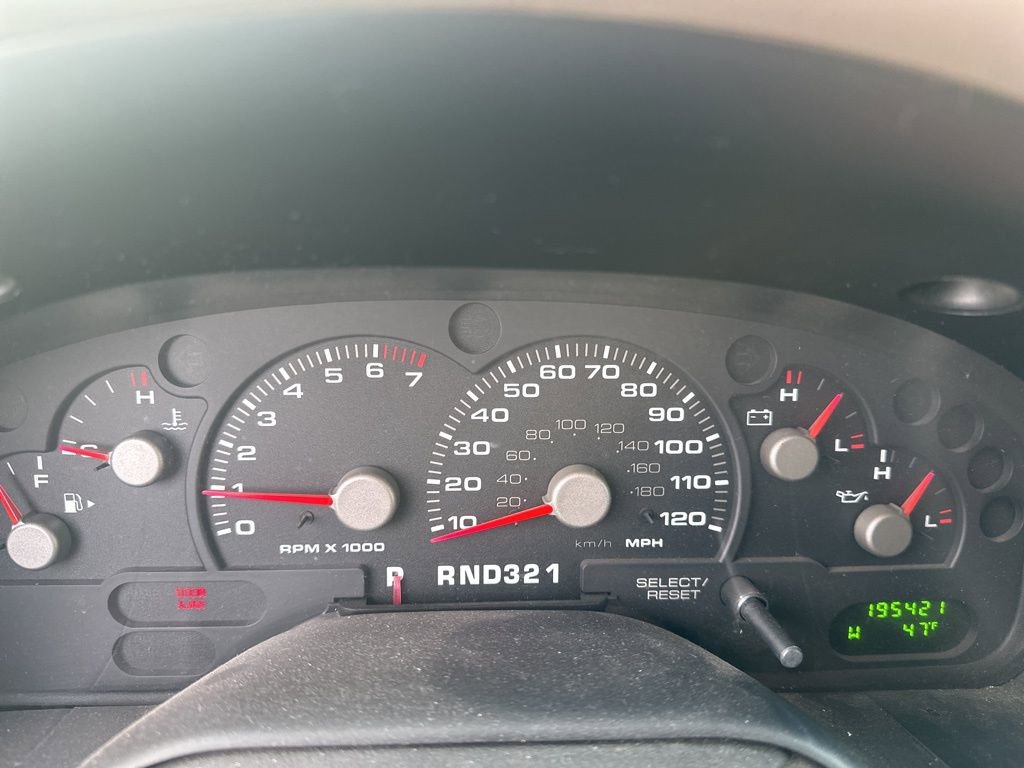 Used 2003 Ford Explorer XLT image 11