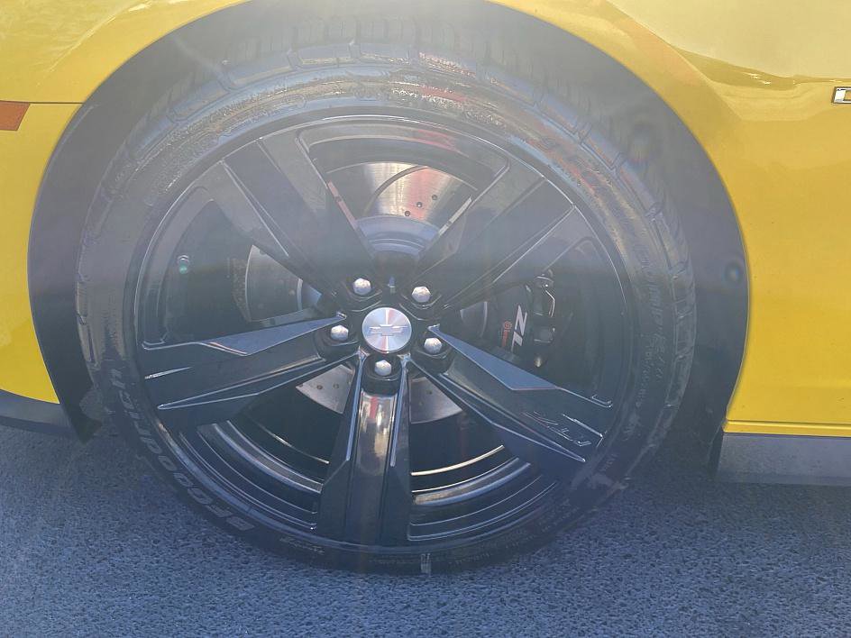 Used 2013 Chevrolet Camaro ZL1 image 8