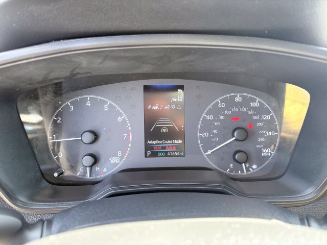 Used 2025 Toyota Corolla Cross LE FWD image 23
