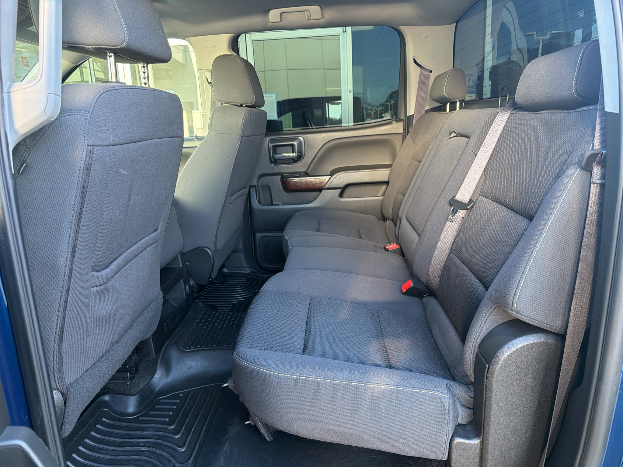 Used 2017 GMC Sierra 1500 SLE w/ SLE Value Package AWD/4WD image 8