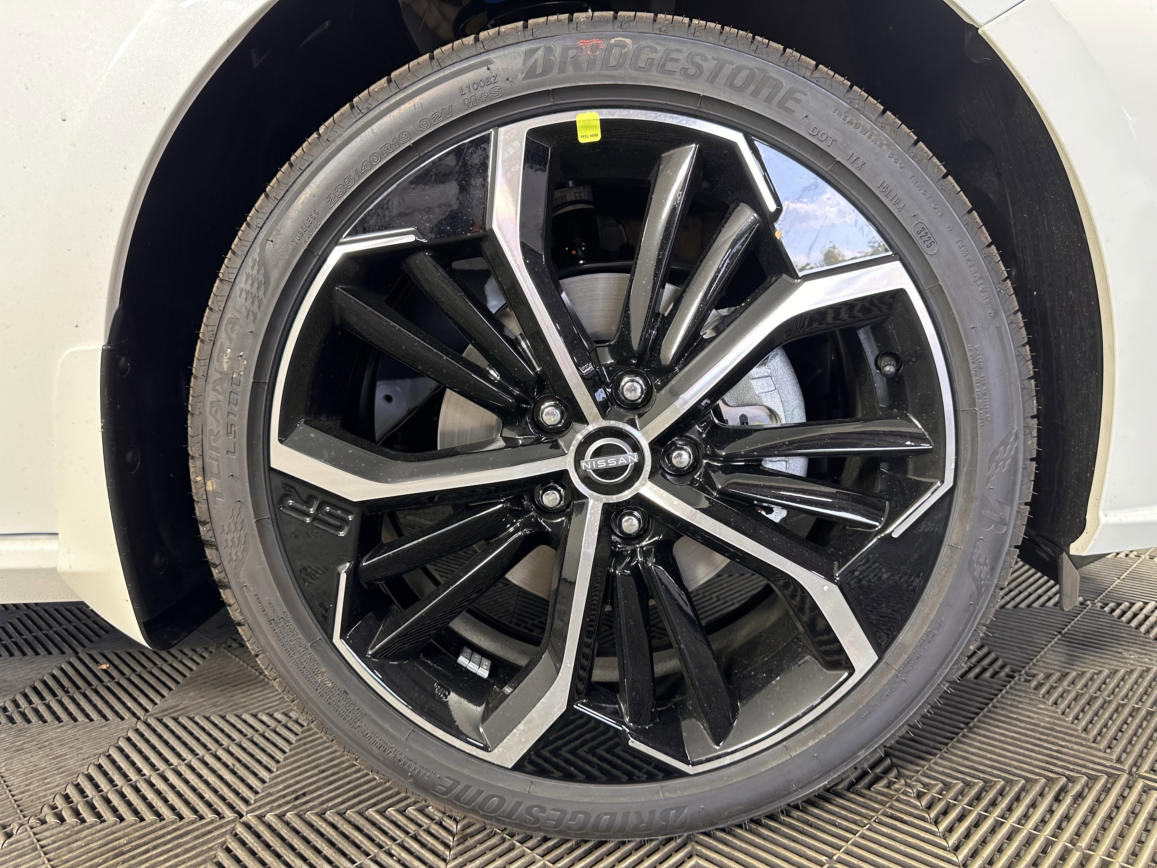 New 2025 Nissan Altima 2.5 SR w/ SR Premium Package image 7