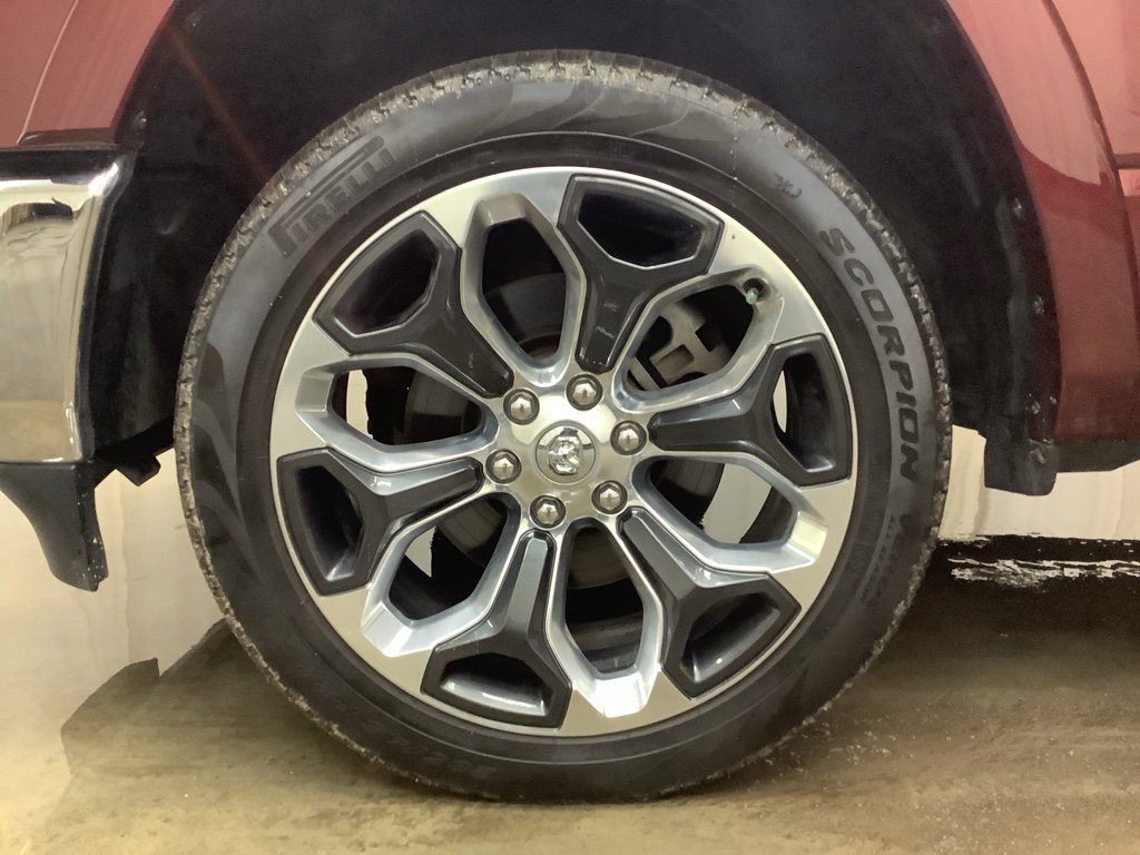 Used 2020 RAM 1500 Limited image 32