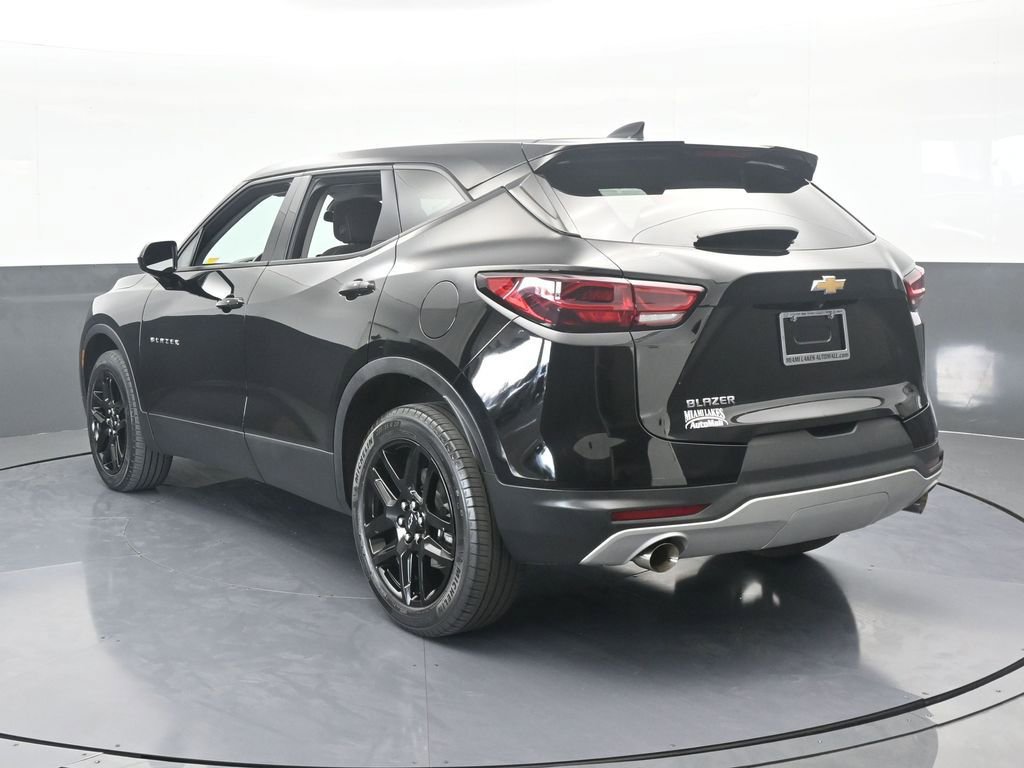 Certified 2023 Chevrolet Blazer LT w/ Driver Confidence Package image 4