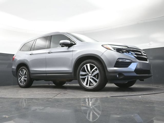 Used 2018 Honda Pilot Touring image 30