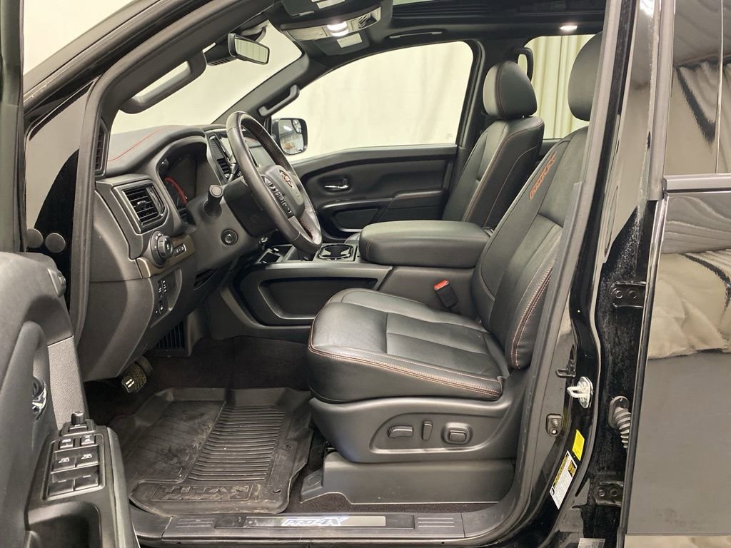 Used 2024 Nissan Titan PRO-4X w/ Pro-4x Convenience Package image 14